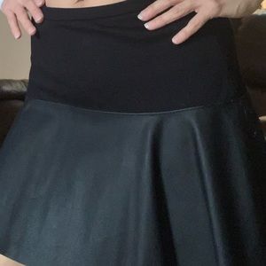 Express mini skirt